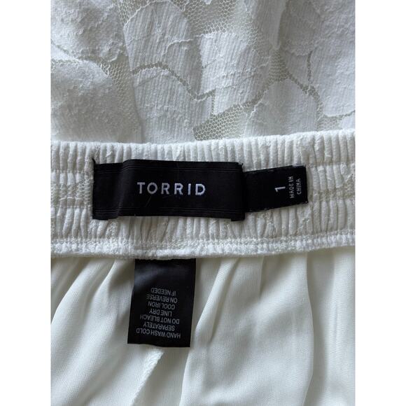 Torrid Women Shorts Size 1 PLUS 1X White Floral Overlay Lace Elastic Waist Skort - Picture 10 of 11